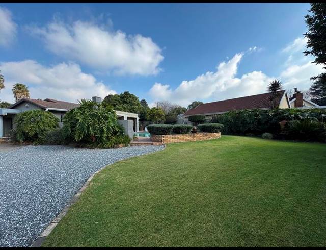 3 BEDROOM HOUSE FOR SALE IN VAN RIEBEECK PARK
